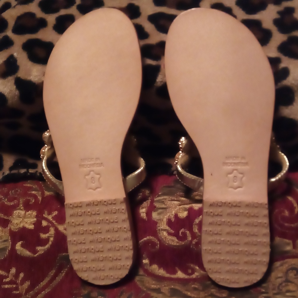 MYSTIQUE SANDALS - Picture 4 of 5